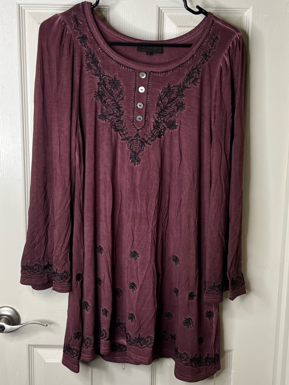 POL Mauve Embroidered Long-Sleeve Tunic Size Small